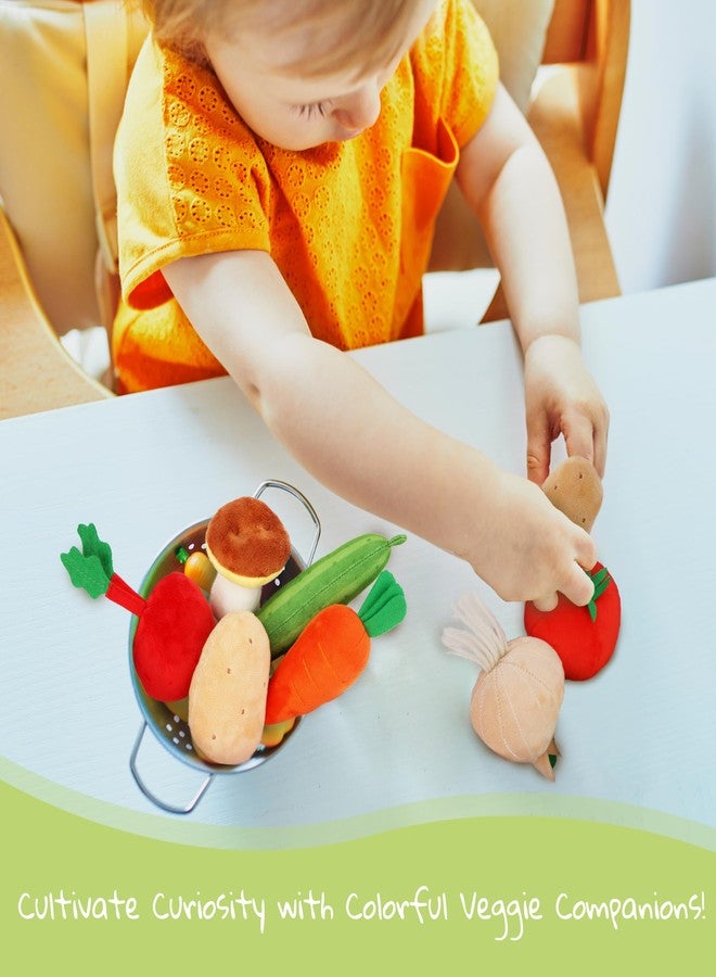 June Garden مجموعة ألعاب طعام تفاعلية من جون جاردن - 7 قطع - تتضمن سلة حمل، خيار، جزر، طماطم، بطاطس، فطر، فجل، وثوم - مناسبة للأطفال من عمر سنتين فما فوق - Image 5